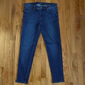 Zara women’s basic medium rise skinny jeans in dark wash size 6